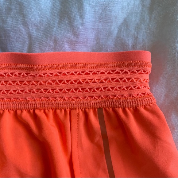 LULULEMON Shorts // Split Second in Grapefruit - Picture 9 of 10